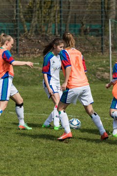 Bild 16 - wBJ SV Henstedt Ulzburg - TSV Schnberg : Ergebnis: 5:2